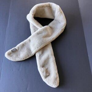Madewell gray faux fur scarf
